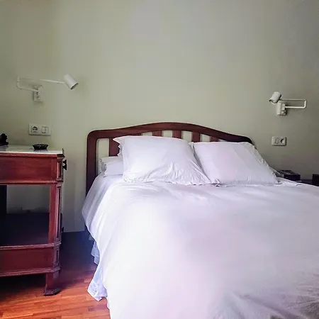 La Marina 기욘